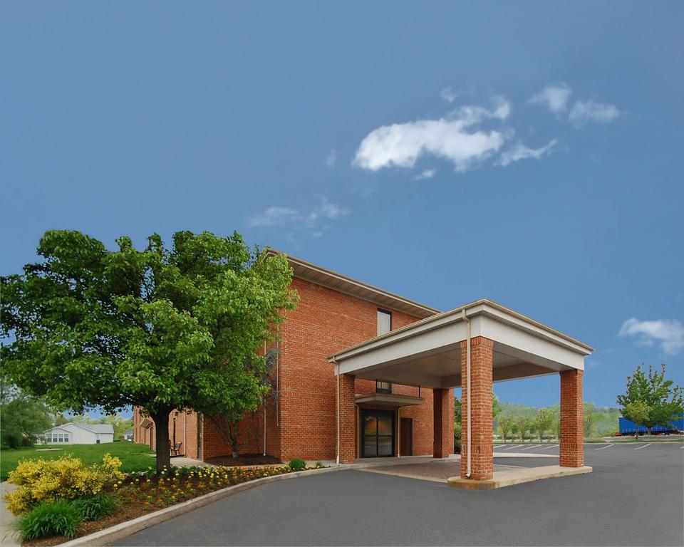 Comfort Inn Pine Grove I-81 Hershey Area Bagian luar foto