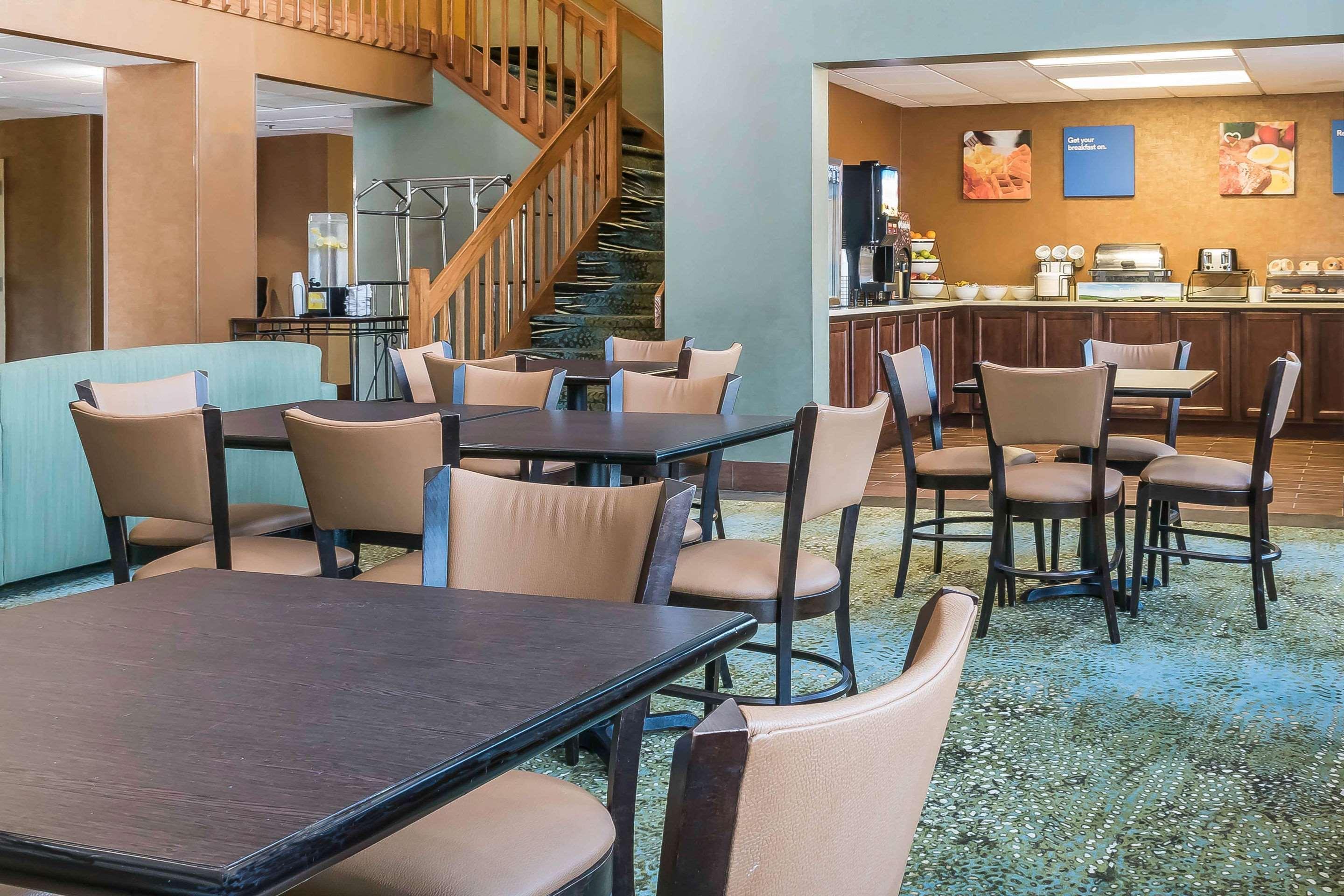 Comfort Inn Pine Grove I-81 Hershey Area Bagian luar foto